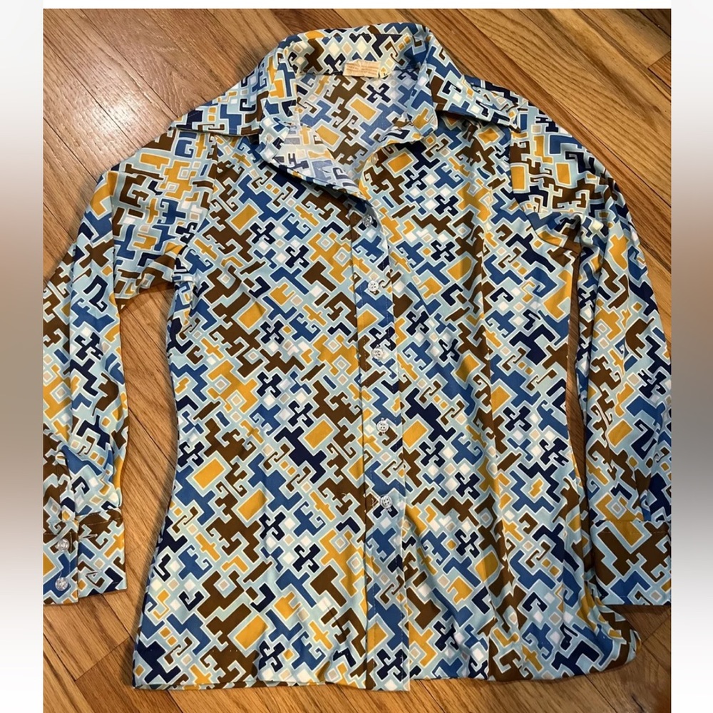 Vintage 1970’s Winged Collar Geo Print Ladies Top L Blue Brown
